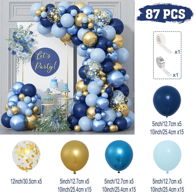 Guirnalda de globos azules y dorados con confeti para fiestas