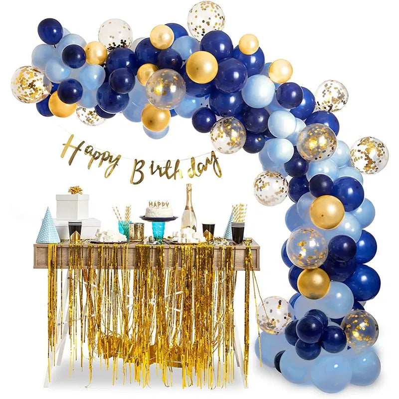 Guirnalda de globos azules y dorados con confeti para fiestas