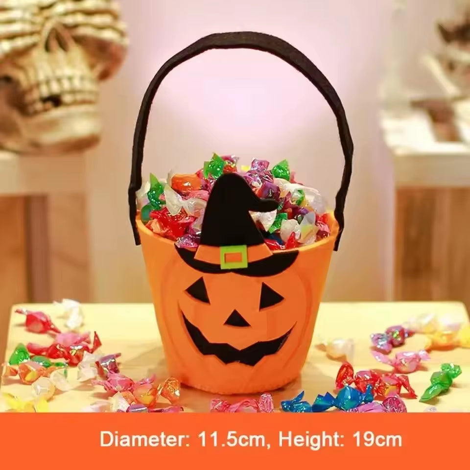 Cesta infantil para recolectar caramelos en fiestas de Halloween